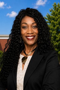 Rev. Dr. Glenisaah Stauffer